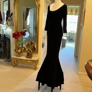 NORMA KAMALI  fishtail gown size S